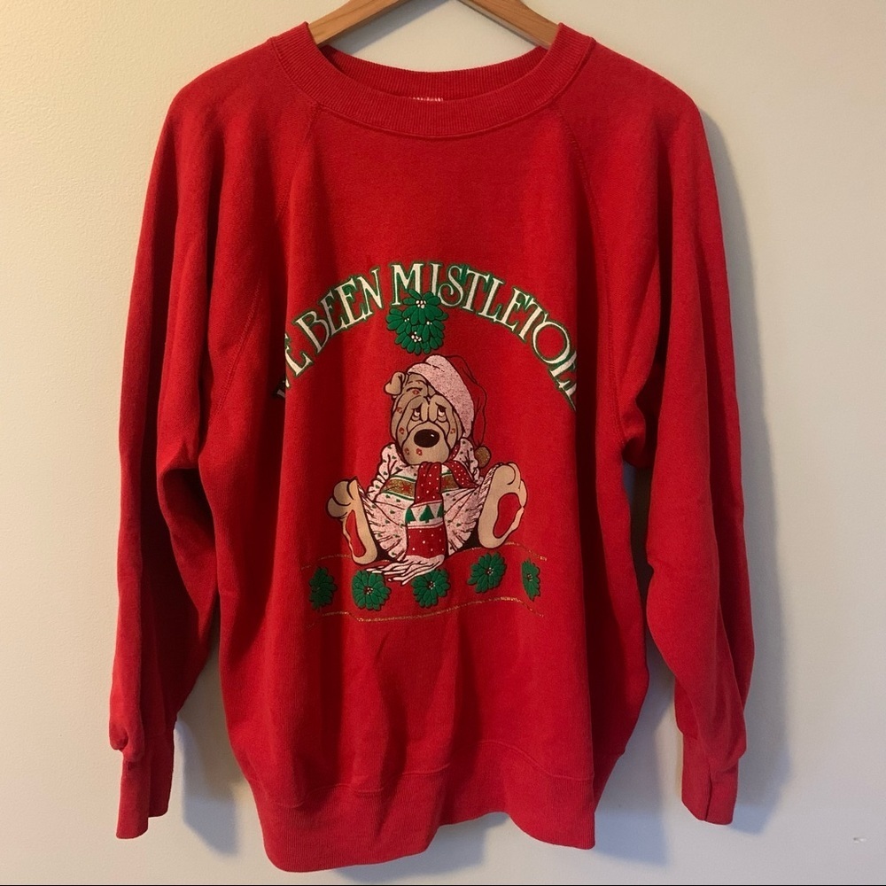 Vintage Red Sweatshirt “I’ve Been Mistletoed” • XL